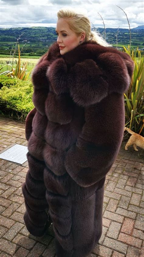 Does anyone still wear real fur?