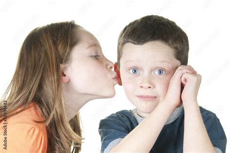 Does autism kids kiss?