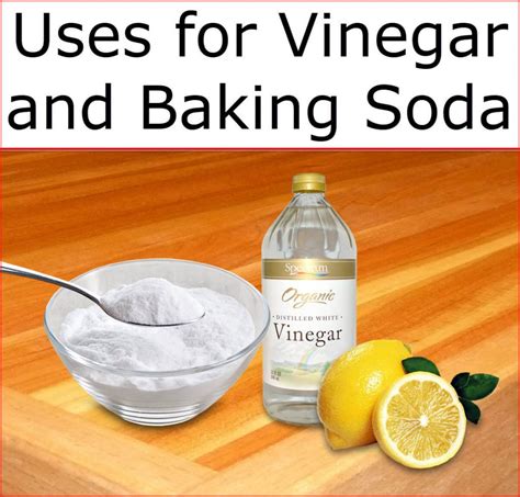 Does baking soda and vinegar dissolve oil?