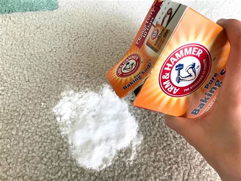 Does baking soda get rid of smell?