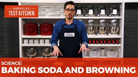 Does baking soda prevent browning?