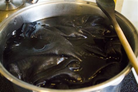 Does black fabric dye fade?