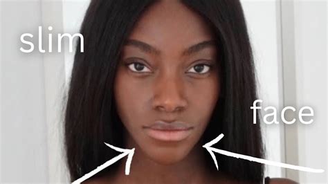 Does black hair slim your face?