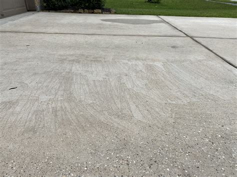 Does bleach ruin concrete?