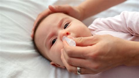 Does breastmilk help stuffy nose?