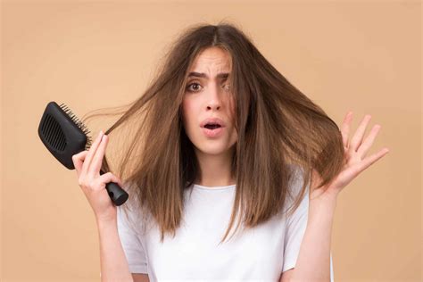 Does brushing hair make it frizzy?