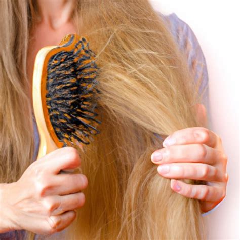 Does brushing hair remove dead hair?