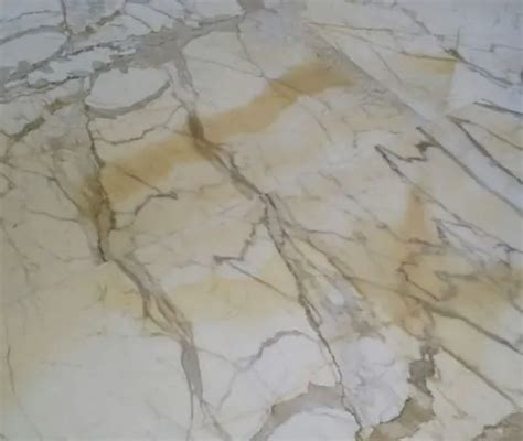 Does coffee stain marble?