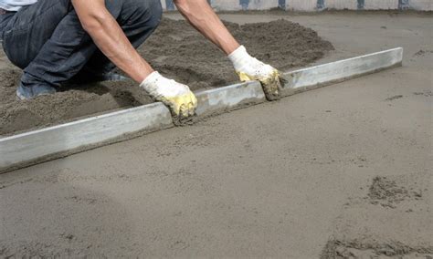 Does concrete get stronger as it dries?
