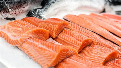 Does cooking salmon increase protein?