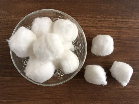 Does cotton have to be wet to shrink?