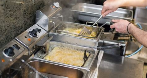 Does deep frying kill bacteria?
