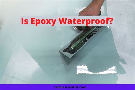 Does epoxy absorb water?