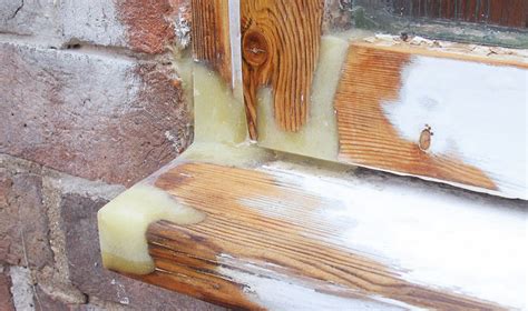 Does epoxy prevent wood rot?