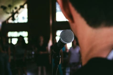 Does everyone hate public speaking?