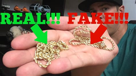 Does fake gold say 18K?