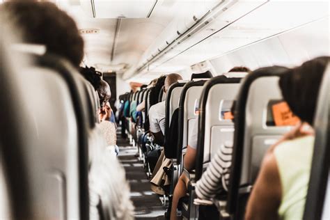 Does flying hurt your immune system?