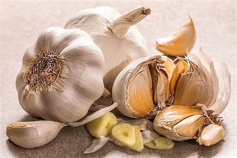 Does frozen garlic still have allicin?