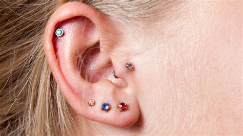 Does getting your ears pierced at 14 hurt?