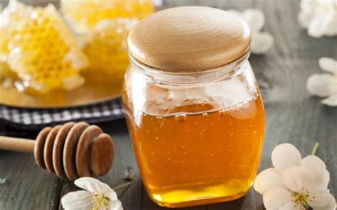 Does honey go bad at room temperature?