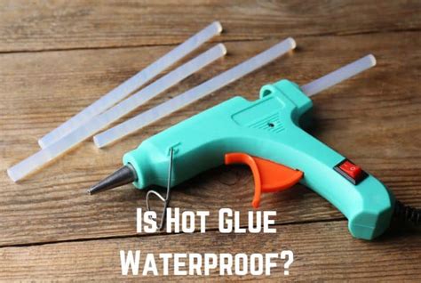 Does hot glue solidify?