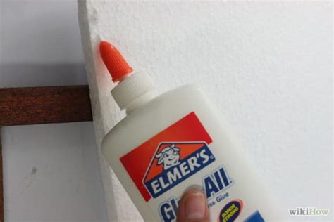 Does hot glue stick to Styrofoam?