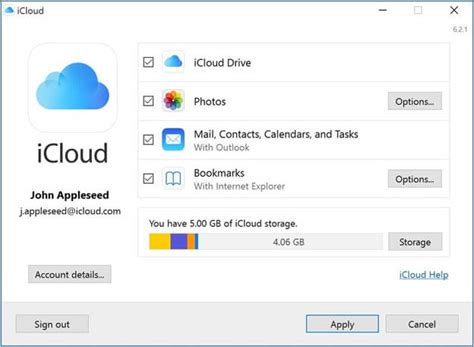 Does iCloud connect to Google?