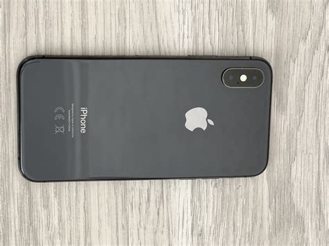 Does iPhone 10xs have 0.5 camera?