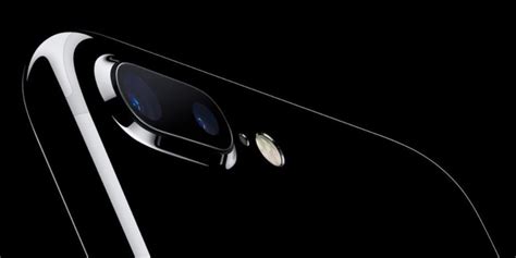 Does iPhone 11 have 2x optical zoom?