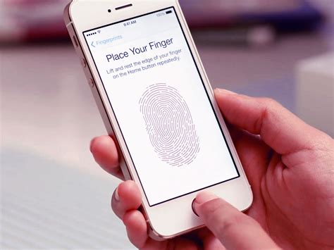 Does iPhone 14 have fingerprint ID?