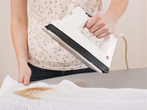 Does ironing damage fabric?