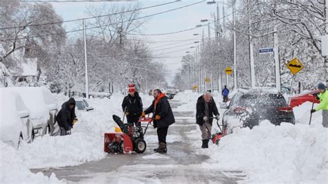 Does it snow bad in Toronto?