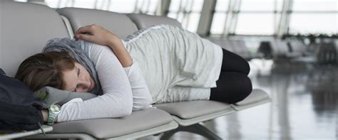 Does jet lag make you bloated?