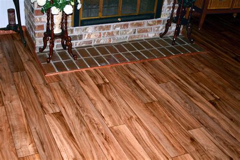 Does laminate flooring look like real wood?