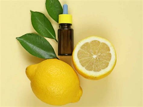 Does lemon extract have alcohol?