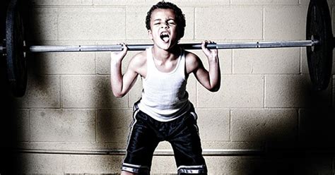 Does lifting weights at 14 affect growth?