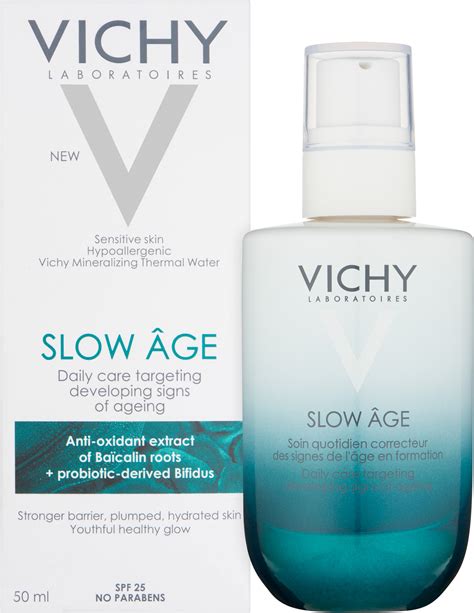 Does moisturizing slow aging?
