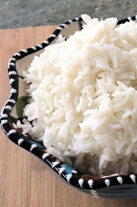 Does more water mean fluffier rice?