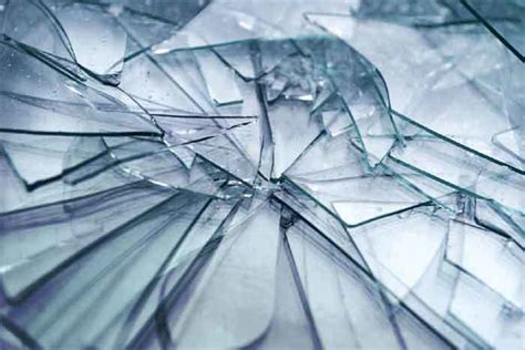 Does normal glass break easily?
