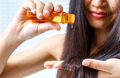 Does oil really help dry hair?