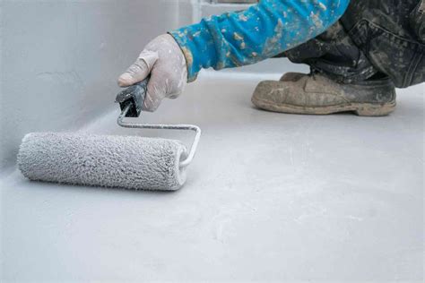 Does painting a concrete floor last?