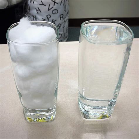 Does putting cotton in ice make it last longer?