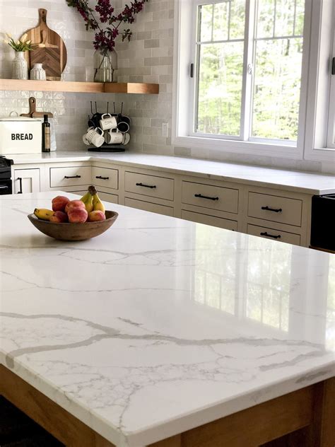 Does quartz really look like marble?