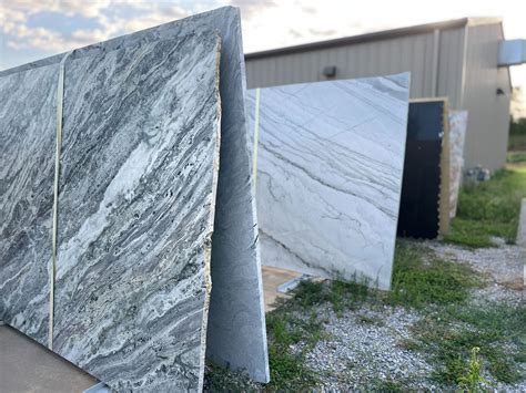 Does quartz scratch easier than granite?