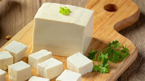 Does raw paneer cause weight gain?