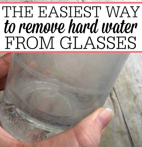 Does salt water clean glasses?