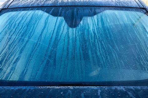 Does shaving foam stop car windows steaming up?