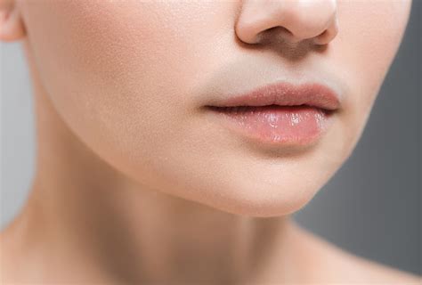 Does shaving your upper lip make it darker?