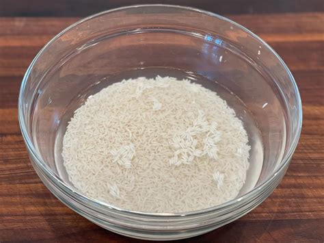 Does soaking rice make it more digestible?