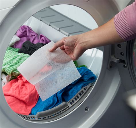 Does steaming clothes get rid of static?